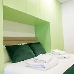 Apartment In Real