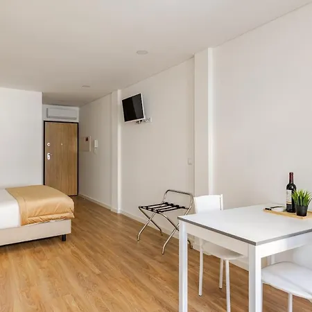 In Real Appartement *